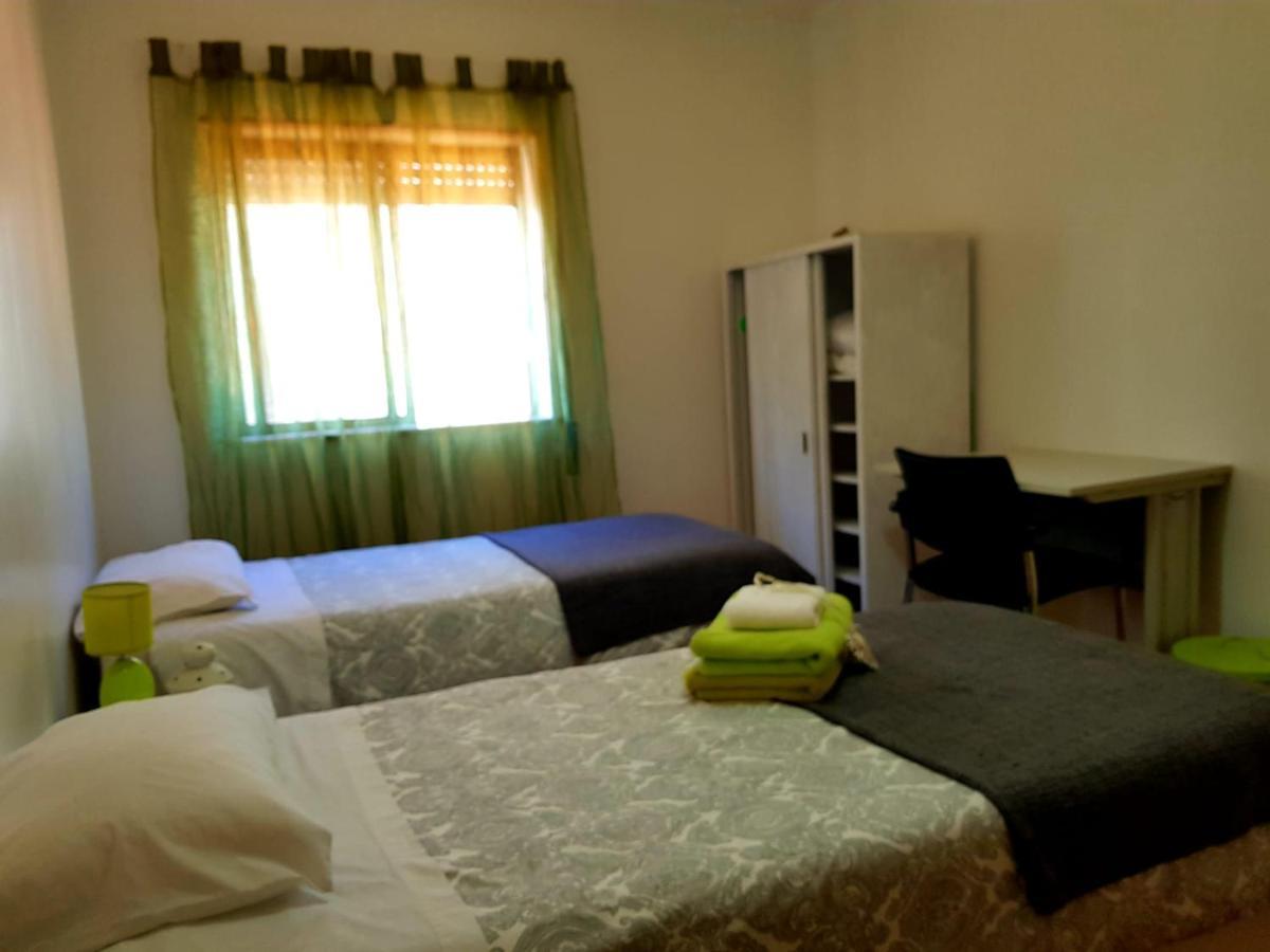 Lovely And Cozy Rooms โกอิมบรา ภายนอก รูปภาพ